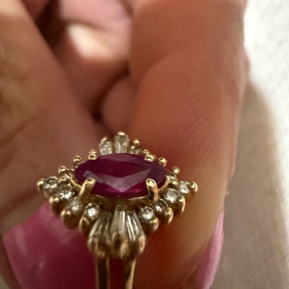 SOLD—SOLD___SOLD——SOLD. 14k 
Vintage Estate solid gold ruby ballerina ring